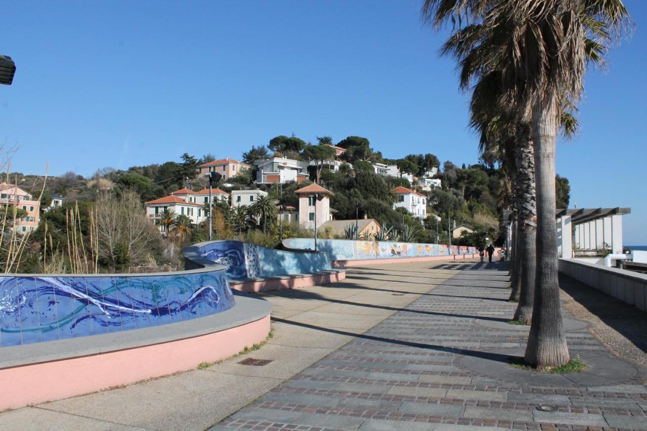 Appartamento Il Mare In Piazza Albisola Superiore Esterno foto