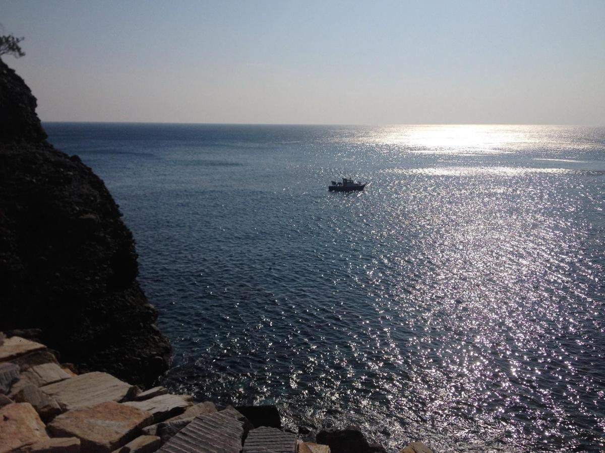 Appartamento Il Mare In Piazza Albisola Superiore Esterno foto